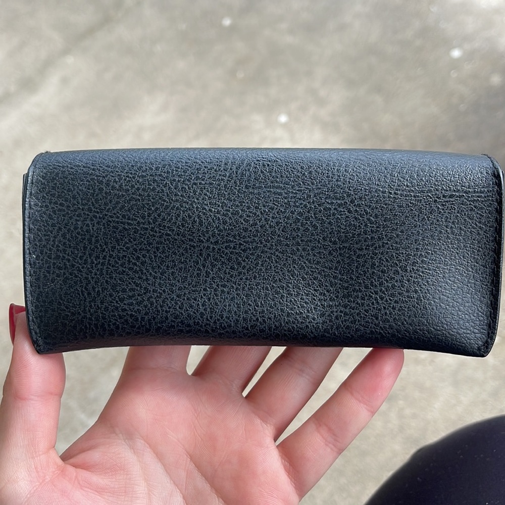 RayBan CASE - Picture 3 of 3